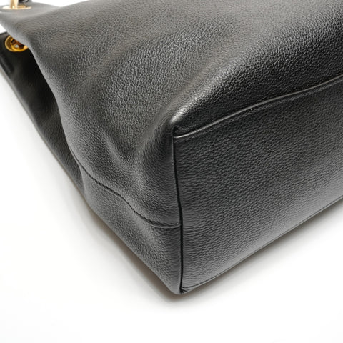 PRADA Logo embossed leather Shoulder Bag black WS26767