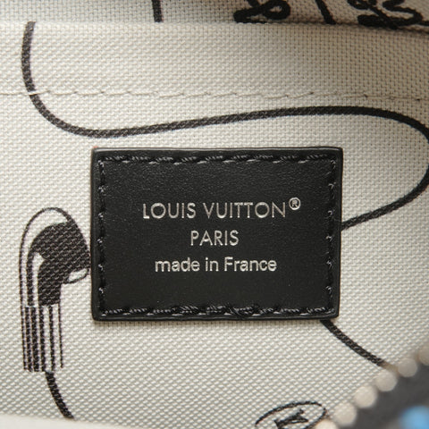 LOUIS VUITTON Monogram Iridescent NM Amazon M13898 Shoulder Bag black WS26777
