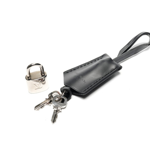 LOUIS VUITTON 2013 Epi Alma BB Metal Silver Handbag black WS26834