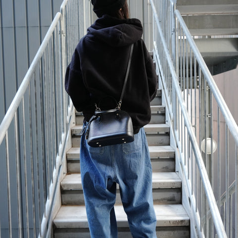 LOUIS VUITTON 2013 Epi Alma BB Metal Silver Handbag black WS26834