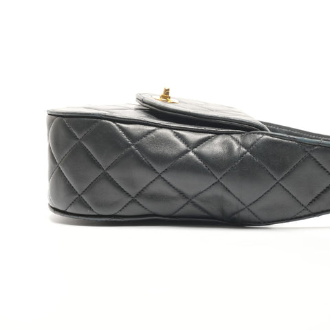 CHANEL No. 2 1991-1994 Lambskin Matelasse Turnlock Handbag black WS26846