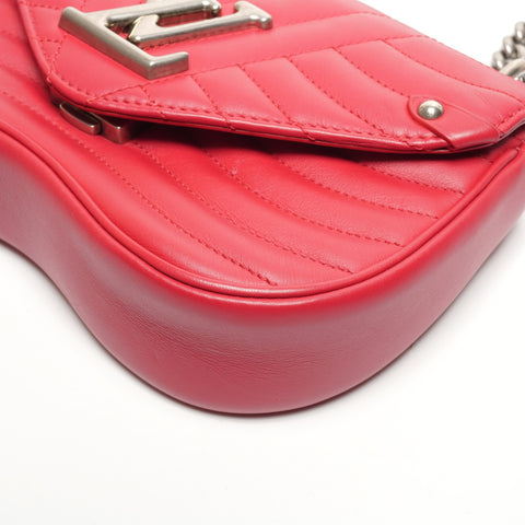 LOUIS VUITTON 2018 New Wave Chain Bag Shoulder Bag Red WS26851