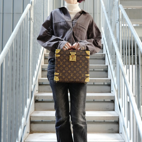 LOUIS VUITTON Fragrance Trunk M20031 Brown Trunk Boite Flaconnier Vanity Handbag Brown WS26865