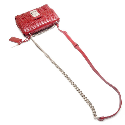 Miu Miu Miu Miu Matelass Shoulder Bag Shoulder Bag Red WS26888