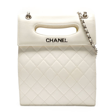 CHANEL 19th series 2014 logo ChainShoulder Shoulder Bag white WS26892