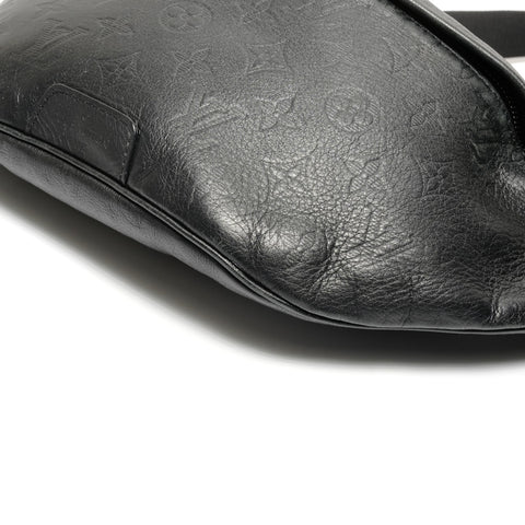 LOUIS VUITTON Monogram Shadow Discovery Bum Bag Waist bag black WS26895