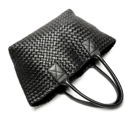 BOTTEGAVENETA INTRECCIATO Hippo PM Tote Bag black WS26898