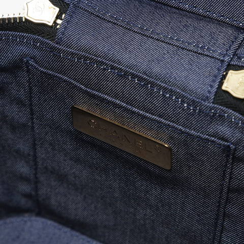 CHANEL No. 27 2019 Vertical Vanity Bag COCO Mark Shoulder Bag black WS26913