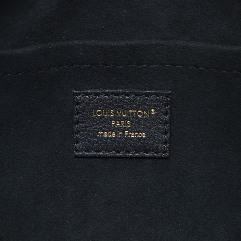 LOUIS VUITTON 2021-2025 Speedy Bandouliere 20 Monogram Handbag black WS26926