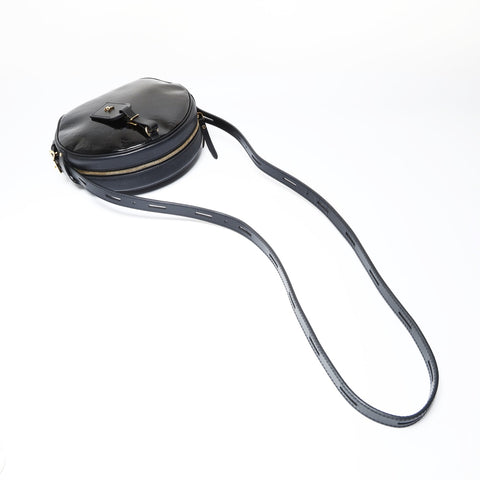 LOUIS VUITTON Vernis Boite Chapeau Monogram Shoulder Bag black WS26956