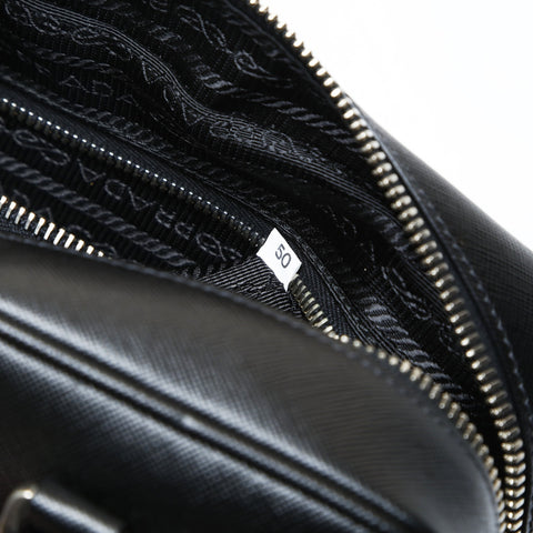 PRADA Saffiano handbag with triangle logo in Metal Silver Handbag black WS26958