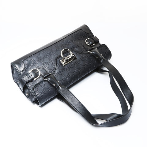 Salvatore Ferragamo Gancini PVC SilverMetal One-Shoulder Bag Shoulder Bag black WS26960