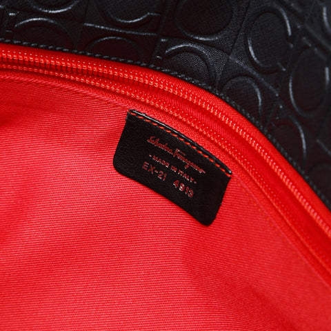 Salvatore Ferragamo Gancini PVC SilverMetal One-Shoulder Bag Shoulder Bag black WS26960