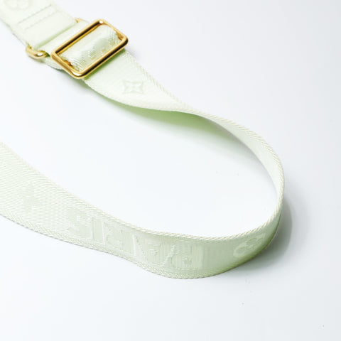 LOUIS VUITTON 2021-2025 Alma Soft BB Mahina Monogram Handbag green WS26965