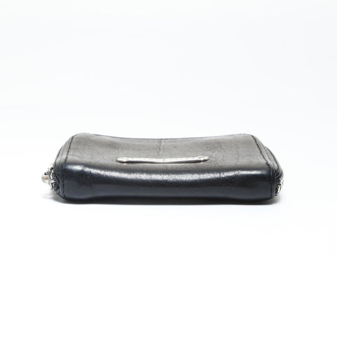 CHROME HEARTS Leather Scroll Logo Dagger Round Zip Coin Case Coin case black WS26968