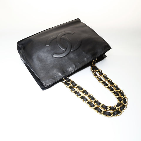 CHANEL BigCoco Chain Tote Bag in lambskin Tote Bag black WS26974