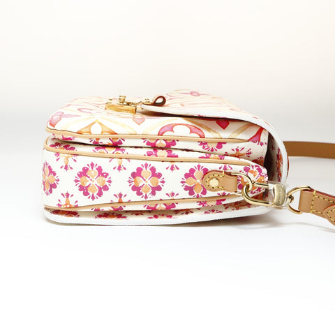 LOUIS VUITTON Monogram Pochette Metis MM Shoulder Bag multicolor WS27020