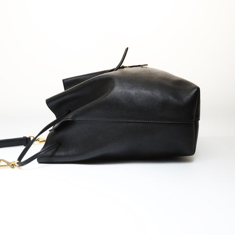 YVES SAINT LAURENT PARIS VII Cassandra Drawstring Bag Shoulder Bag black WS27040