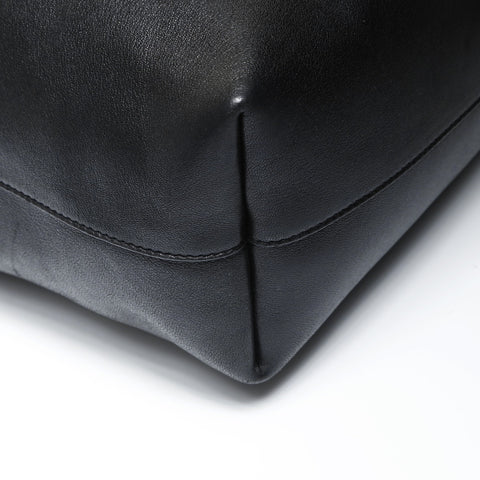 YVES SAINT LAURENT PARIS VII Cassandra Drawstring Bag Shoulder Bag black WS27040