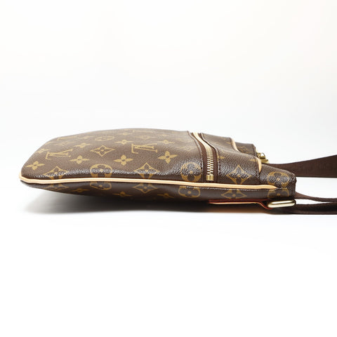 LOUIS VUITTON 2011 Monogram Pochette Valmy Shoulder Bag Brown WS27054