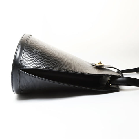 LOUIS VUITTON 1998 Epi Cluny Shoulder Bag black WS27067
