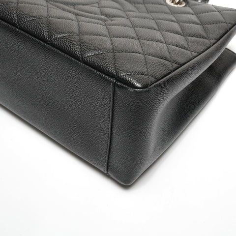 CHANEL Large COCO Mark GST Matelass Caviar Tote, Series 19 Tote Bag black WS27114