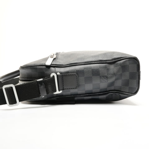 LOUIS VUITTON 2017 Damier Graphite Horizon Shoulder Bag black WS27117