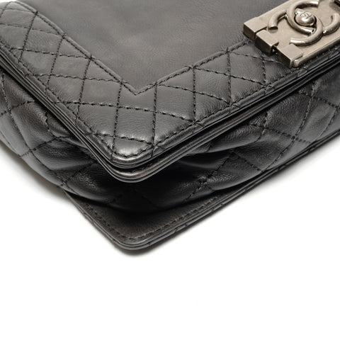 CHANEL No. 18 Boy Chanel Gunmetal Chain 2013-2015 Shoulder Bag black WS27137