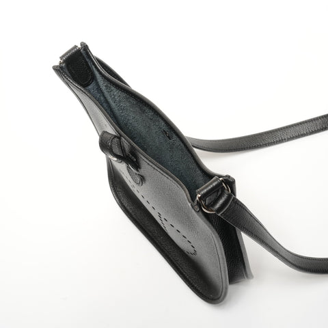 HERMES Evelyn TPM Epsom � I stamped 2005 Shoulder Bag black WS27171