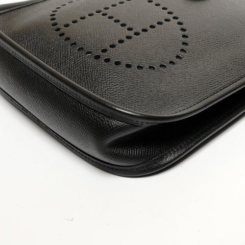 HERMES Evelyn TPM Epsom � I stamped 2005 Shoulder Bag black WS27171