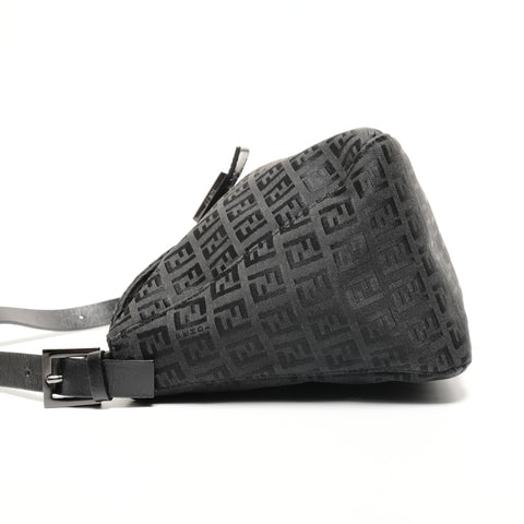 FENDI Zucchino Mamma Bucket Canvas Shoulder Bag black WS27186