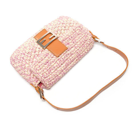 FENDI Mamma Baguette Straw Braid Shoulder Bag pink WS27205