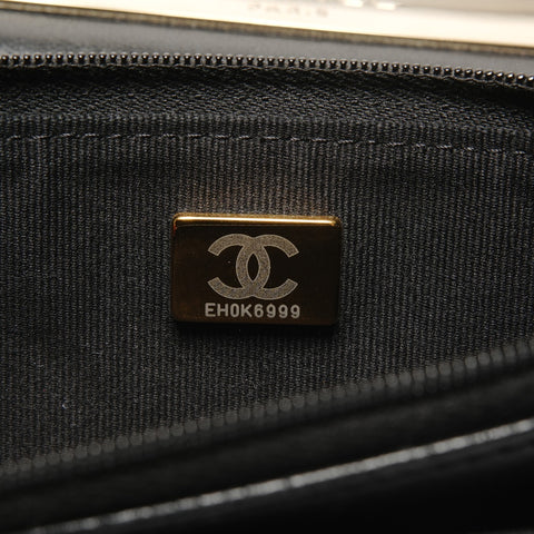 CHANEL 2022-2025 Lambskin Chain Wallet Metal Gold Shoulder Bag black WS27226