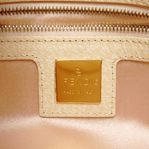 FENDI Mamma baguette Shoulder Bag white WS27253