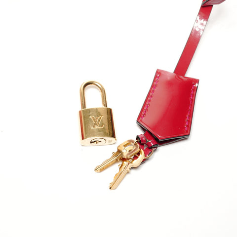 LOUIS VUITTON 2015 Vernis Montaigne BB Handbag Red WS27270