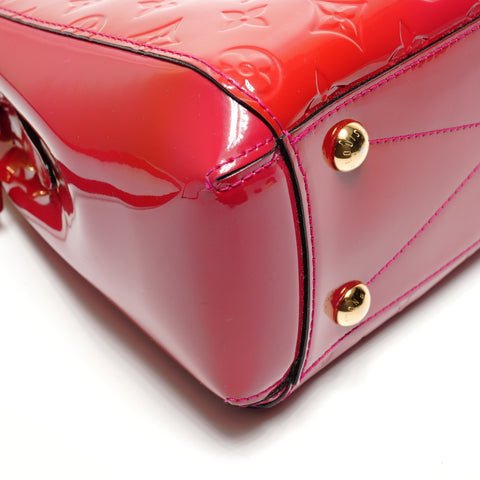 LOUIS VUITTON 2015 Vernis Montaigne BB Handbag Red WS27270