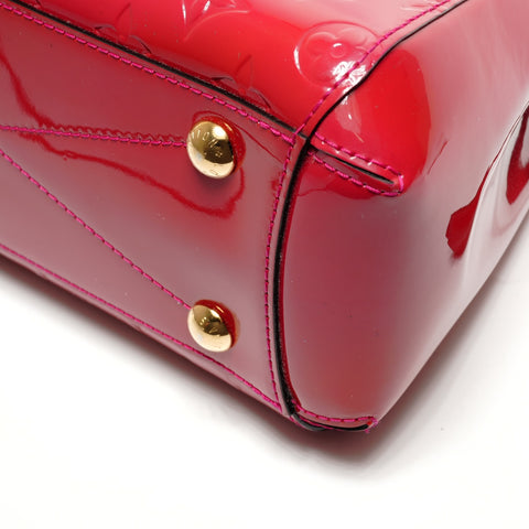 LOUIS VUITTON 2015 Vernis Montaigne BB Handbag Red WS27270