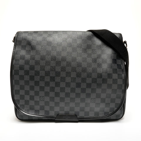 LOUIS VUITTON 2010 Damier Graphite Daniel GM Shoulder Bag black WS27287