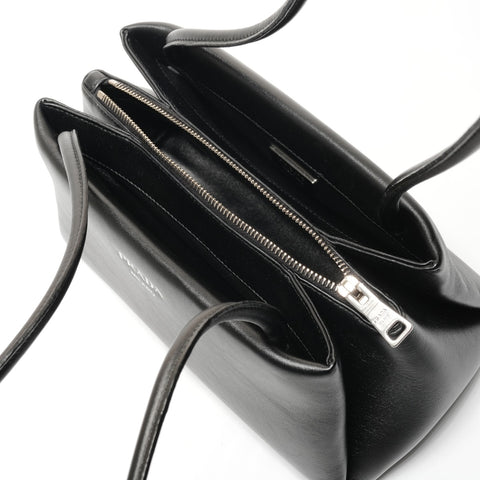 PRADA leather logo Shoulder Bag black WS27323