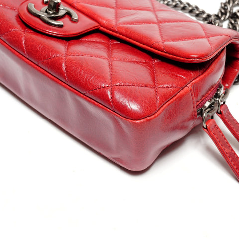 CHANEL No. 19 2014 Matelasse ChainShoulder Gunmetal Shoulder Bag Red WS27324