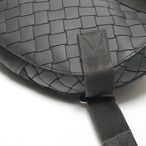 BOTTEGAVENETA INTRECCIATO Rubber Body Bag Shoulder Bag black WS27338