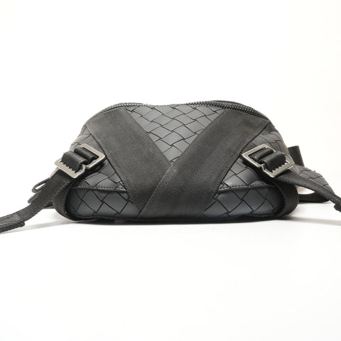 BOTTEGAVENETA INTRECCIATO Rubber Body Bag Shoulder Bag black WS27338