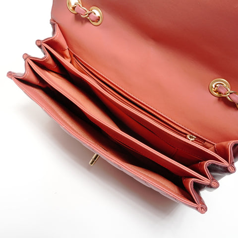 CHANEL Matelasse Chain Daily Companion 25 Series 2018 Shoulder Bag pink WS27377