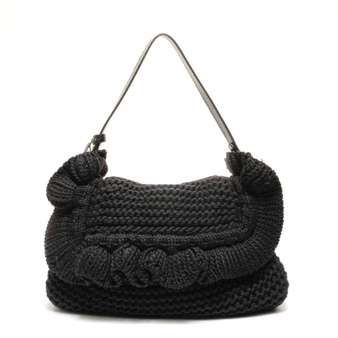 FENDI Knitted ruffle wool with logo charm Shoulder Bag black WS27394