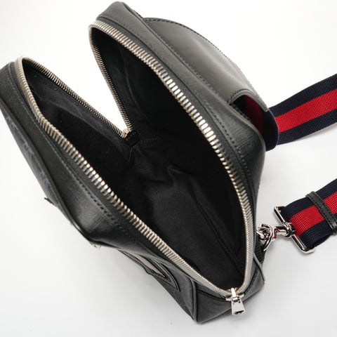 GUCCI GG Supreme Body Bag Shoulder Bag black WS27421