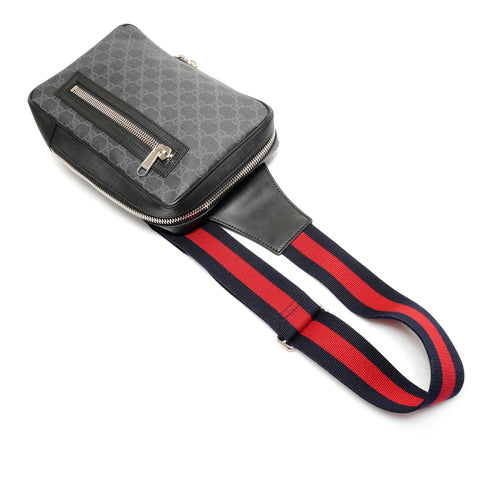 GUCCI GG Supreme Body Bag Shoulder Bag black WS27421