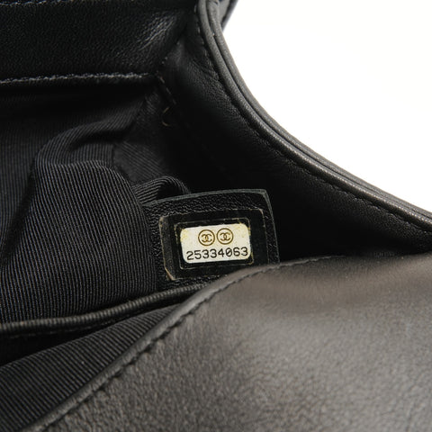 CHANEL Boy Chanel Leather (No. 25) Shoulder Bag black WS27624