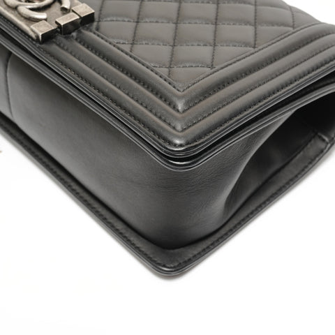 CHANEL Boy Chanel Leather (No. 25) Shoulder Bag black WS27624