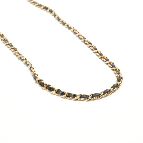 CHANEL Caviar Skin Chain Wallet (Item No. 28) Shoulder Bag black WS27630