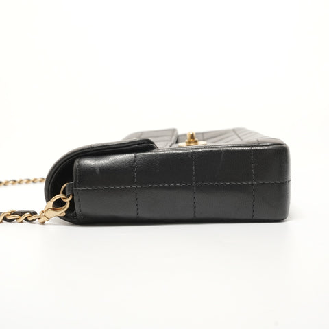 CHANEL No. 7 Chocolate Bar Chain Shoulder Bag black WS27636